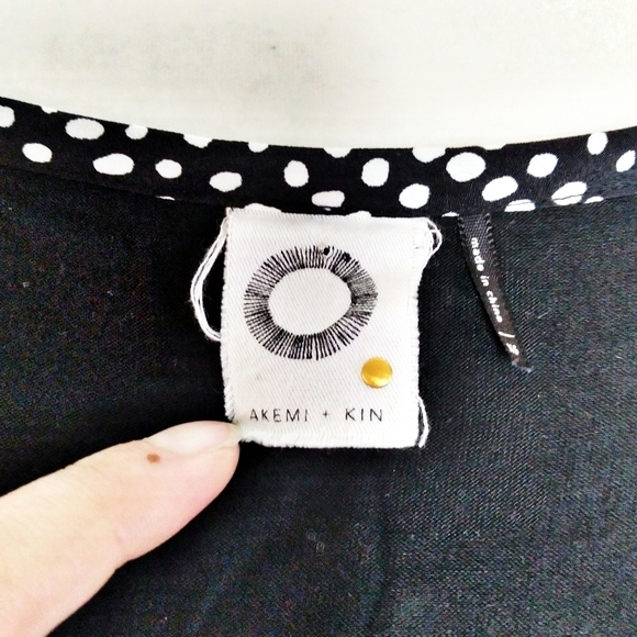 Anthropologie Akemi + Kin Mixed Media Blouse - Picture 9 of 9